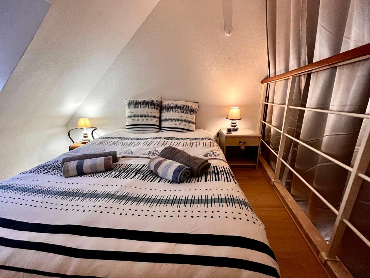 Keraven, Charmante Maisonnette, Piscine Commune 1-4 Personnes Moëlan-sur-Mer Exteriör bild